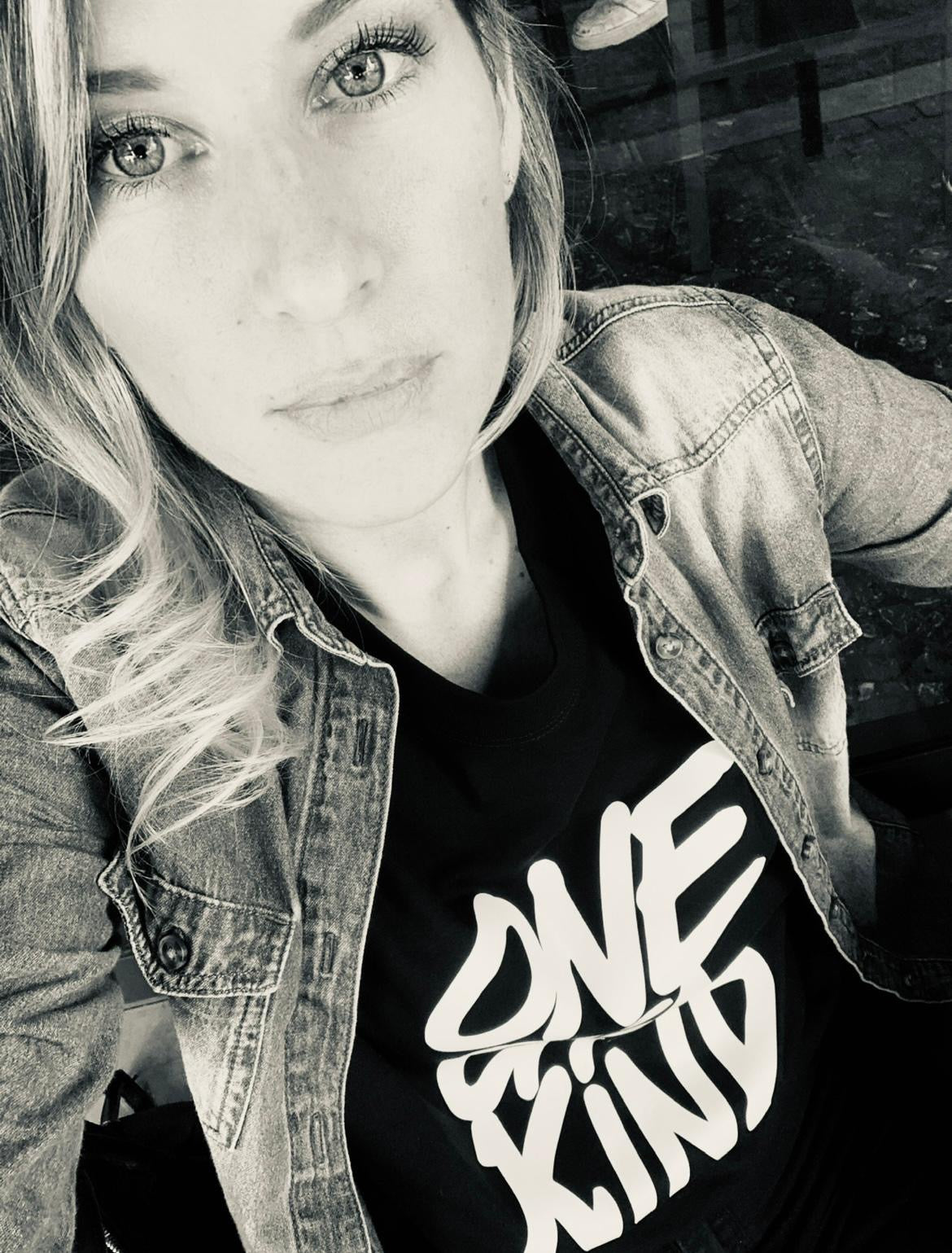 ONE OF A KIND Tee black